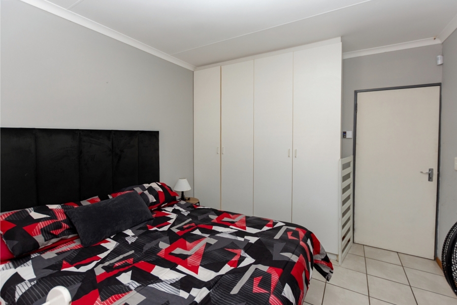 2 Bedroom Property for Sale in Laaiplek Western Cape